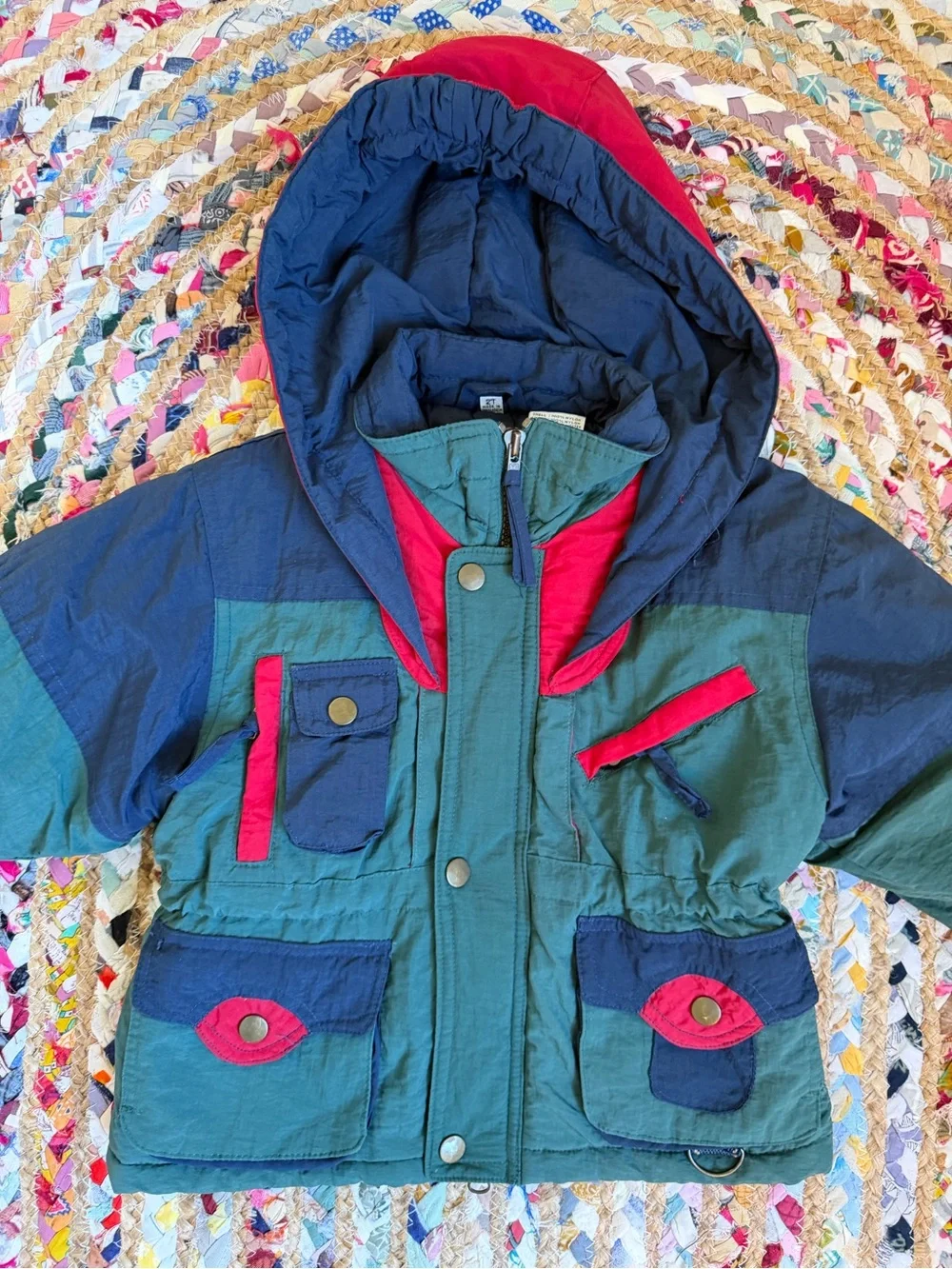 Colorblock Hooded Puffer Jacket for Kids - Green/Navy with Red Accents